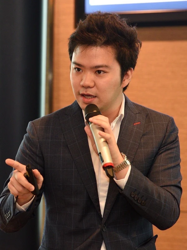 ทันตแพทย์ ณัฐพงษ์ อุดมลาภธรรม
