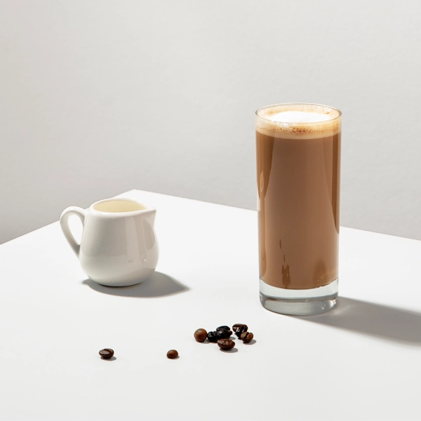 ฟันเหลืองจากการดื่มกาแฟ