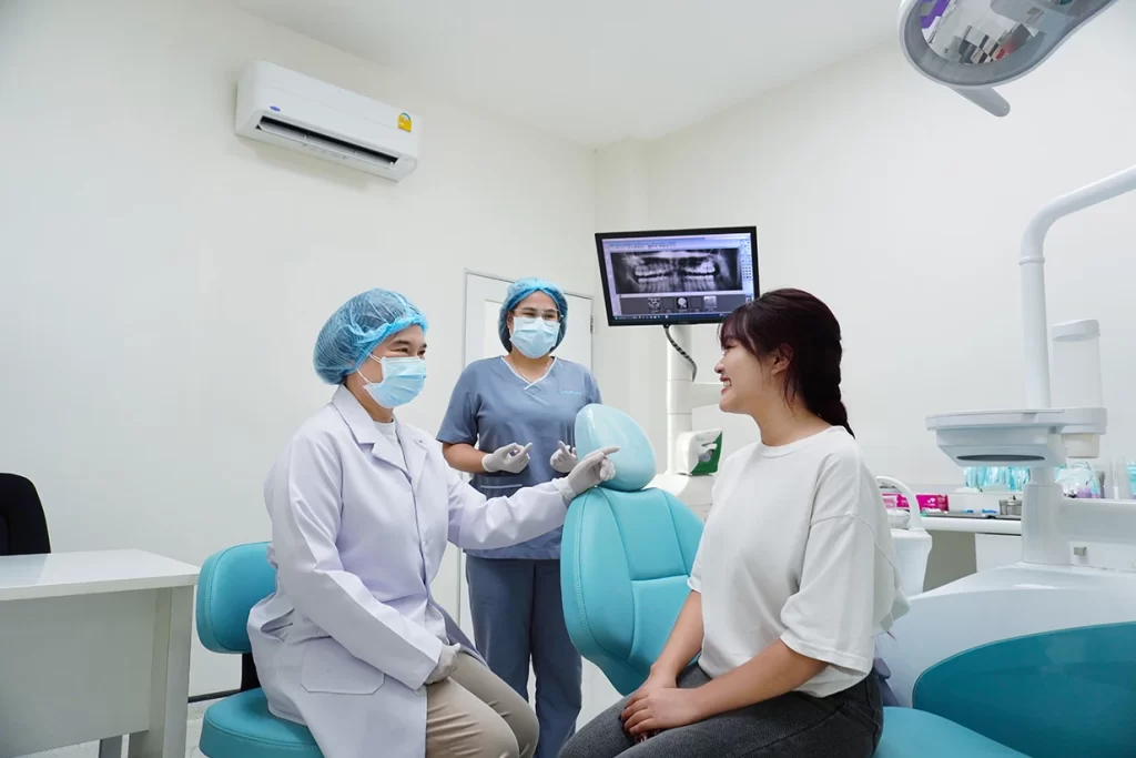 คนไข้ตรวจฟัน